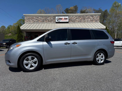 Used 2017 Toyota Sienna L
