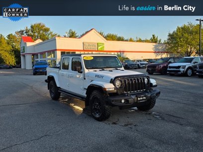 Used 2023 Jeep Gladiator Willys