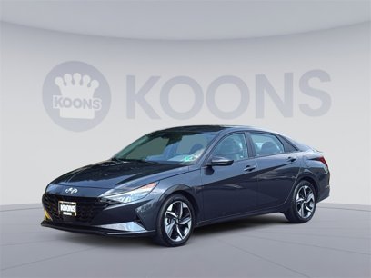 Used 2023 Hyundai Elantra SEL w/ Convenience Package