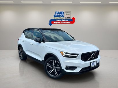 Used 2022 Volvo XC40 T5 R-Design