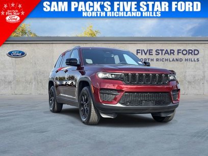 Used 2025 Jeep Grand Cherokee Altitude