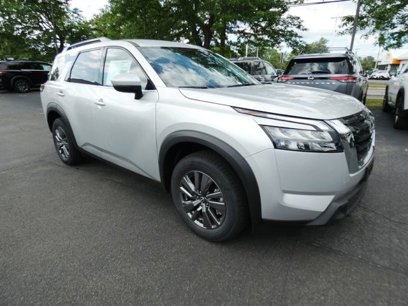 New 2025 Nissan Pathfinder SV