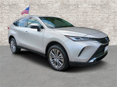 Used 2022 Toyota Venza XLE