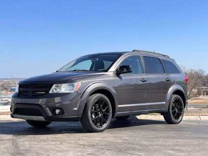 Used 2019 Dodge Journey SE w/ Blacktop Package