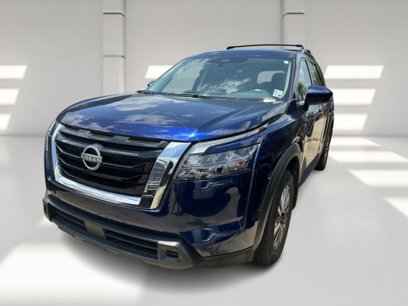 Used 2024 Nissan Pathfinder SV