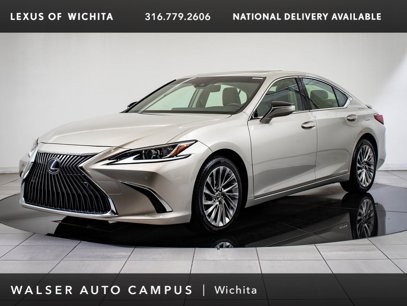 Certified 2019 Lexus ES 300h w/ Luxury Package
