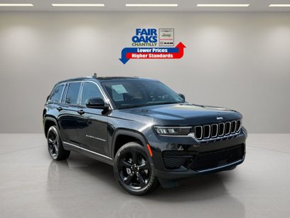 Used 2024 Jeep Grand Cherokee Laredo
