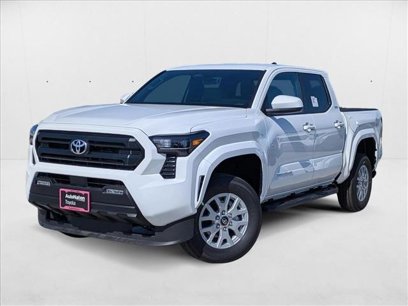 New 2025 Toyota Tacoma SR5