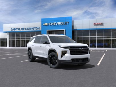 New 2025 Chevrolet Traverse LT w/ Midnight/Sport Edition