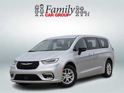 Used 2024 Chrysler Pacifica Touring-L