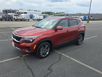 Used 2023 Kia Seltos S w/ Navigation Package