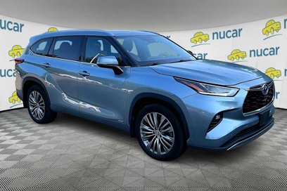 Used 2022 Toyota Highlander Platinum