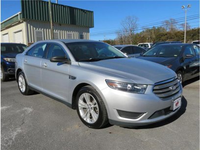 Used 2017 Ford Taurus SE