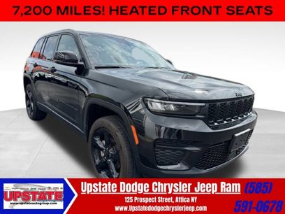Used 2023 Jeep Grand Cherokee Altitude