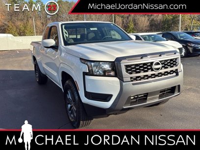 New 2025 Nissan Frontier SV