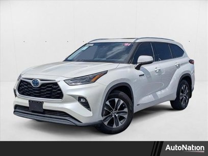Used 2021 Toyota Highlander XLE
