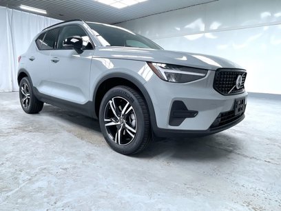 New 2026 Volvo XC40 B5 Plus