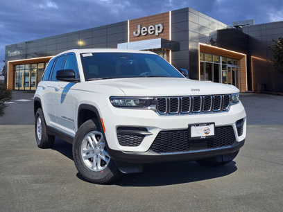 New 2025 Jeep Grand Cherokee Laredo