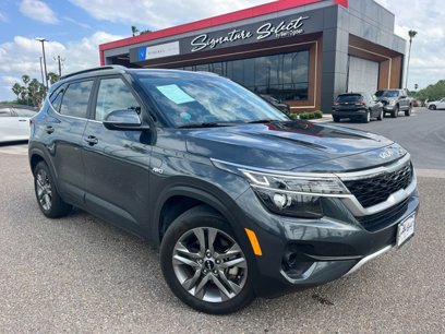 Used 2023 Kia Seltos S w/ Navigation Package