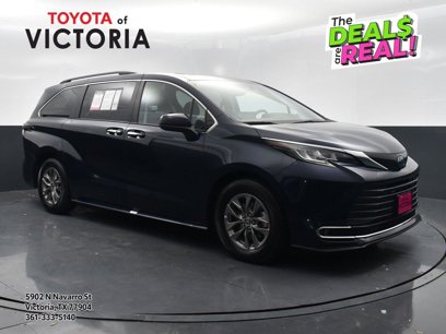 Used 2023 Toyota Sienna XLE