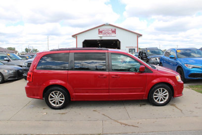 Used 2013 Dodge Grand Caravan SXT w/ Rear Park Assist Pkg