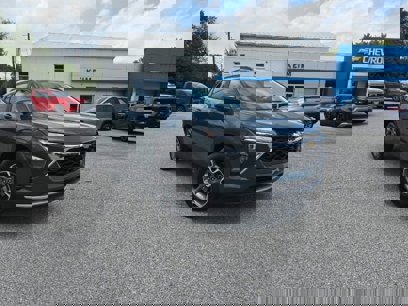 New 2025 Chevrolet Trax LT w/ Sunroof Package