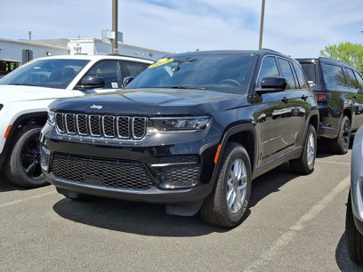 New 2025 Jeep Grand Cherokee Laredo X