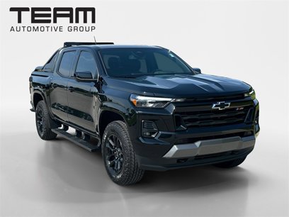 New 2025 Chevrolet Colorado Z71 w/ Midnight Edition