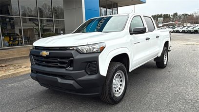 New 2025 Chevrolet Colorado W/T