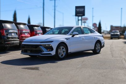 New 2025 Hyundai Sonata SE