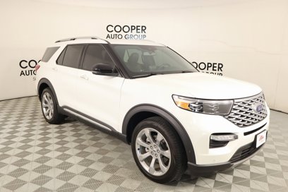 Used 2020 Ford Explorer Platinum w/ Premium Technology Package