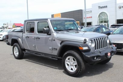Used 2020 Jeep Gladiator Sport w/ Quick Order Package 24S