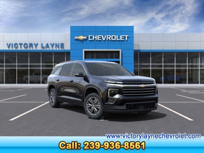 Used 2025 Chevrolet Traverse LT