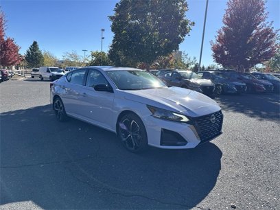 New 2025 Nissan Altima 2.5 SR w/ SR Premium Package