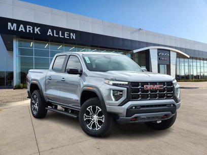 New 2025 GMC Canyon AT4 w/ AT4 Premium Package