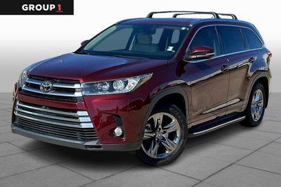 Used 2017 Toyota Highlander Limited Platinum