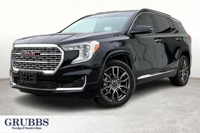 Used 2024 GMC Terrain Denali w/ Black Diamond Edition