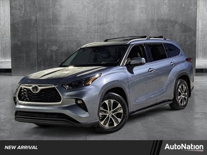 Used 2022 Toyota Highlander XLE
