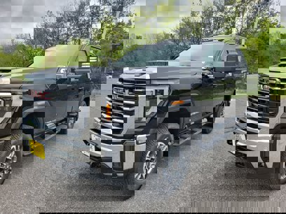 New 2025 GMC Sierra 3500 SLE w/ SLE Value Package