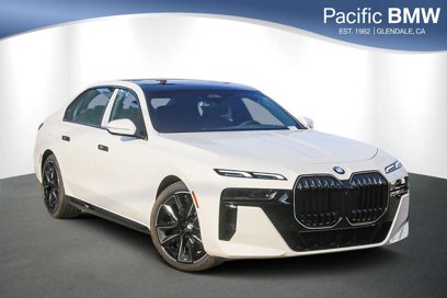 New 2025 BMW 740i w/ Premium Package