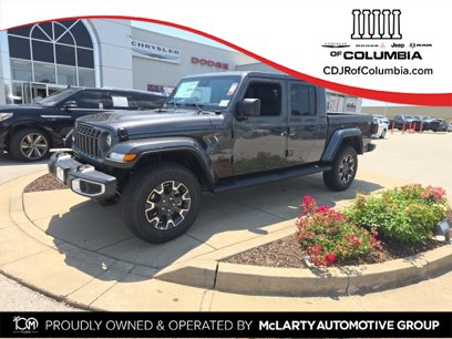 New 2025 Jeep Gladiator Sport w/ Premium Package