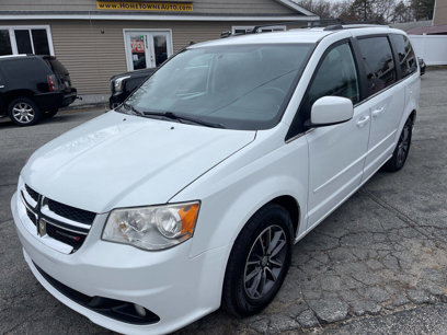Used 2017 Dodge Grand Caravan SXT