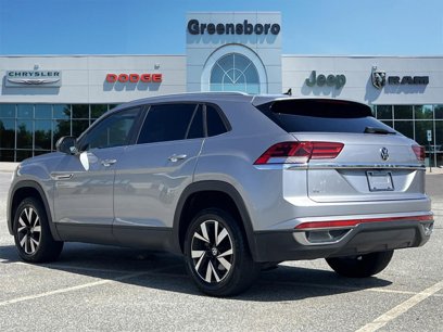 Used 2022 Volkswagen Atlas Cross Sport SE