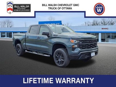 New 2025 Chevrolet Silverado 1500 Custom Trail Boss w/ Turbomax Blackout Package