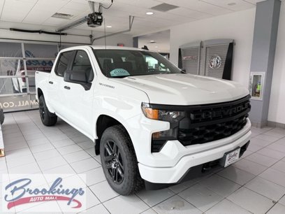 New 2025 Chevrolet Silverado 1500 Custom w/ Turbomax Blackout Package