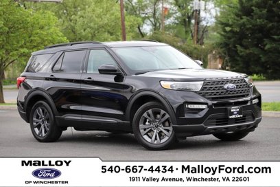 Certified 2022 Ford Explorer XLT w/ Equipment Group 202A