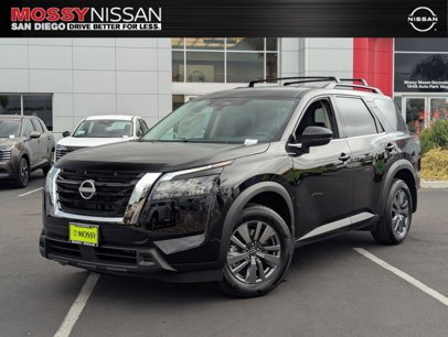 New 2025 Nissan Pathfinder SV