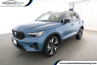Used 2024 Volvo XC40 B5 Plus w/ Protection Package Premier