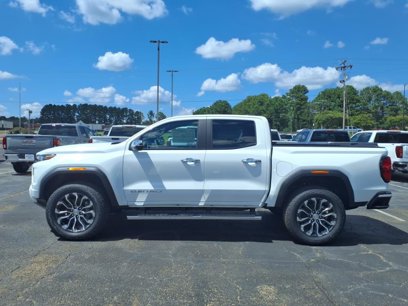 New 2025 GMC Canyon Denali