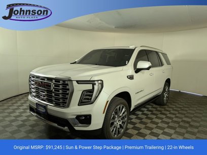 Used 2025 GMC Yukon Denali w/ Sun & Power Step Package